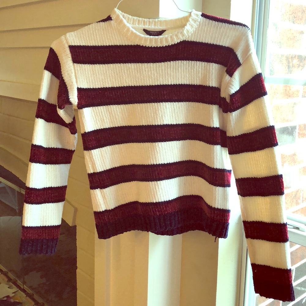 Forever 21 Girls size 14 cropped striped sweater